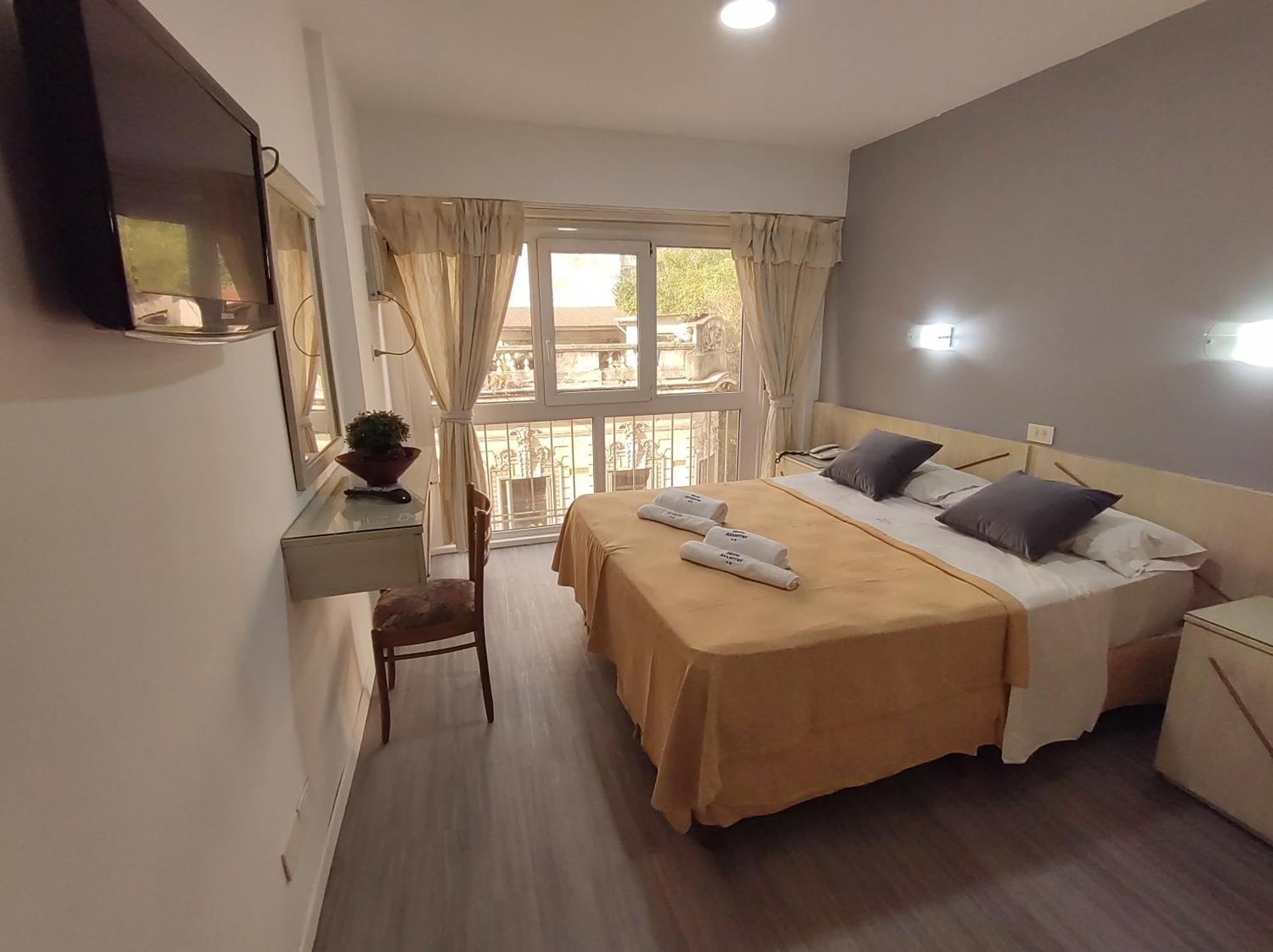 Adm Ayamitre Hotel Буенос Айрес Екстериор снимка