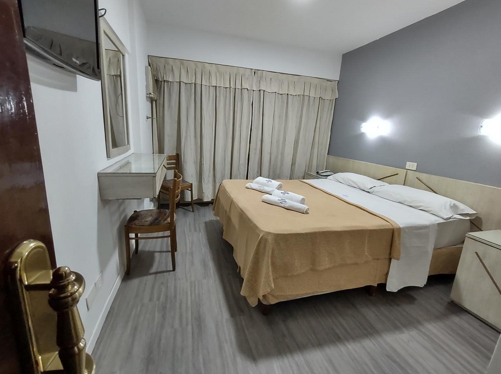 Adm Ayamitre Hotel Буенос Айрес Екстериор снимка